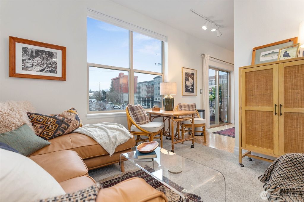 Photo of 1310 10th Street #408, Bellingham, WA 98225 (MLS # 2465999)