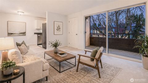 Photo of 2100 N 106th St #307, Seattle, WA 98133 (MLS # 2470948)