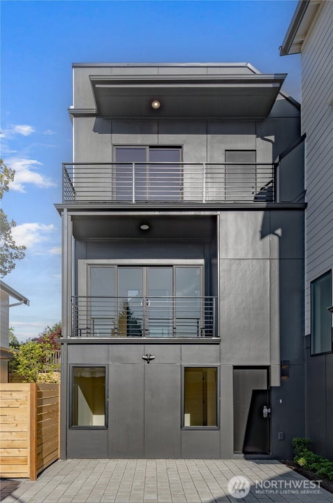 Photo of 326 NW 80th Street #B, Seattle, WA 98117 (MLS # 2517010)