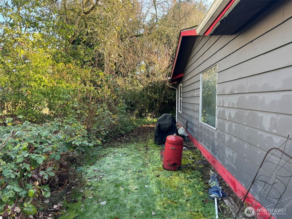 Photo of 19415 143rd Place SE, Renton, WA 98058 (MLS # 2426928)