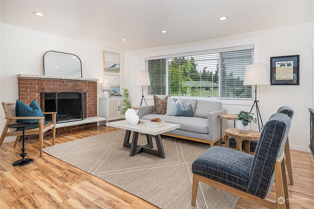 Photo of 4704 224th Place SW, Mountlake Terrace, WA 98043 (MLS # 2149402)