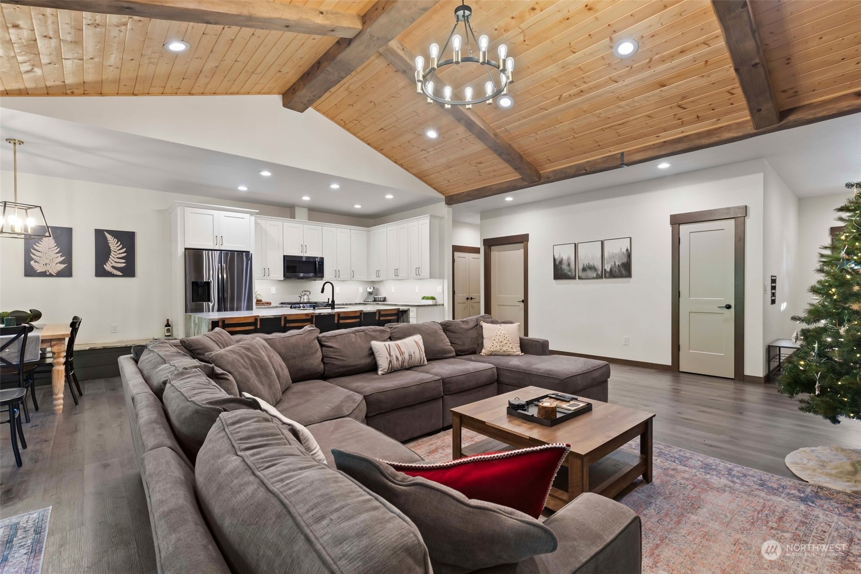 106 Jack Fir Court W