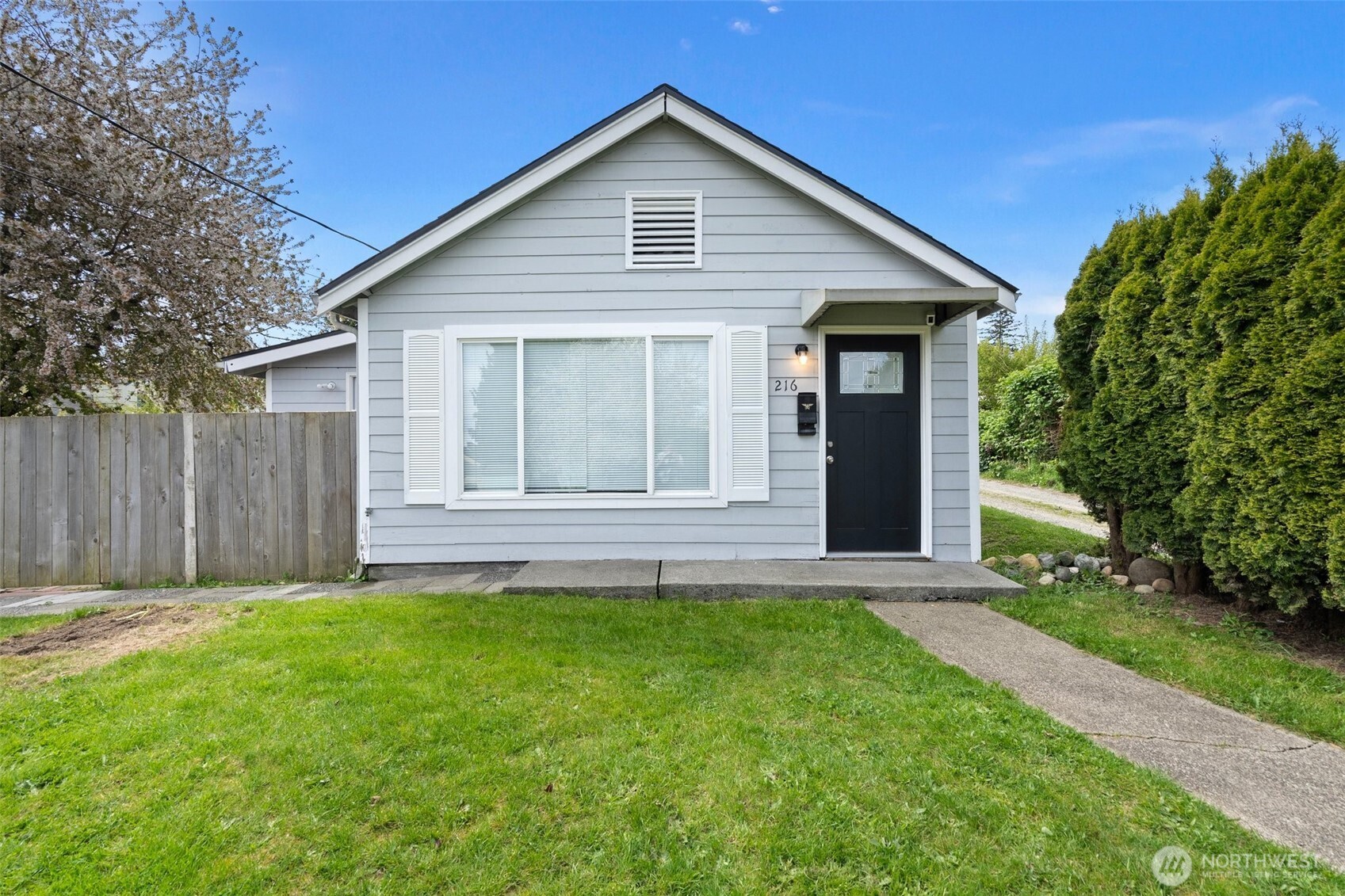 216 E 45th Street