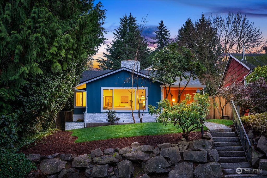 Photo of 1247 NE 97th Street, Seattle, WA 98115 (MLS # 2174276)