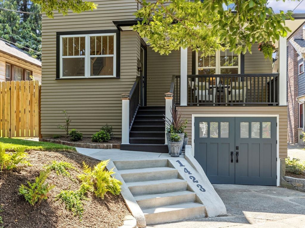 Photo of 1423 N 54th Street, Seattle, WA 98103 (MLS # 2411328)