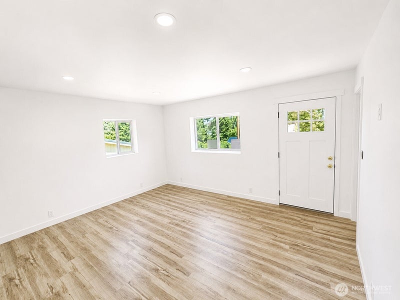 13055 33rd Avenue S