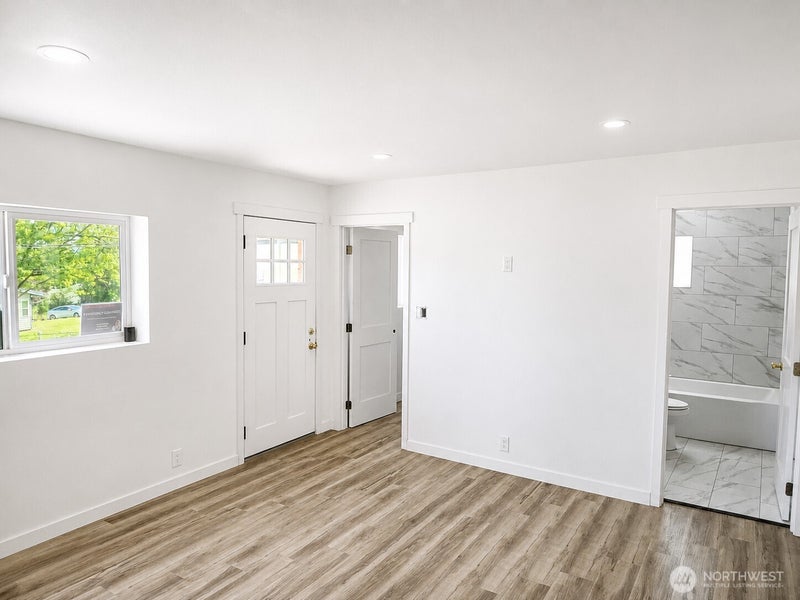 13055 33rd Avenue S