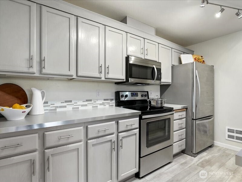 22527 SE 38th Terrace 1424