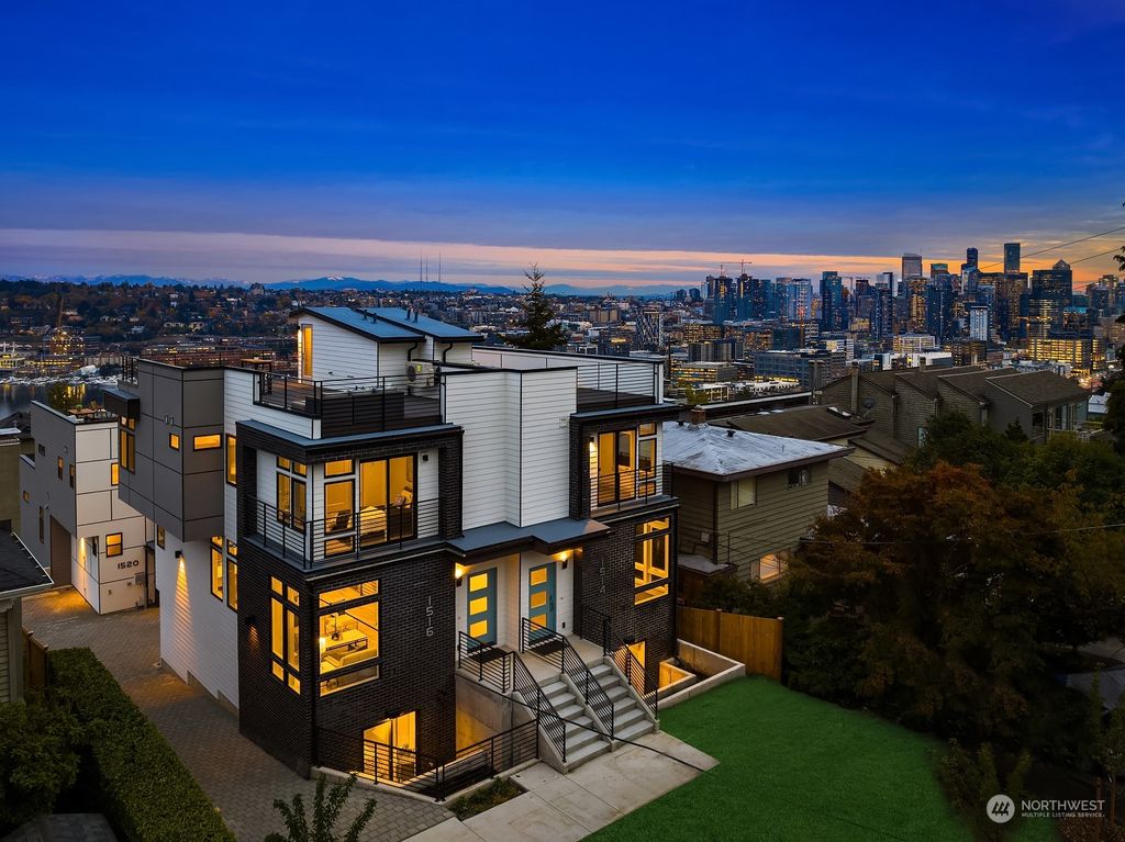 Photo of 1516 Bigelow Avenue N, Seattle, WA 98109 (MLS # 2030373)
