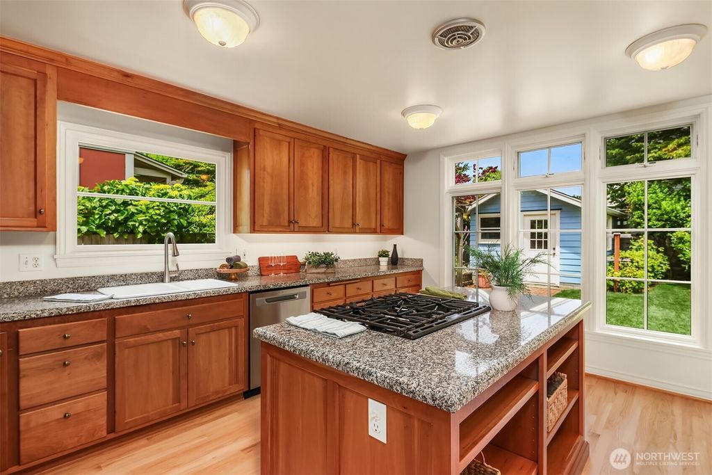 Photo of 2852 NW 62nd Street, Seattle, WA 98107 (MLS # 2545231)