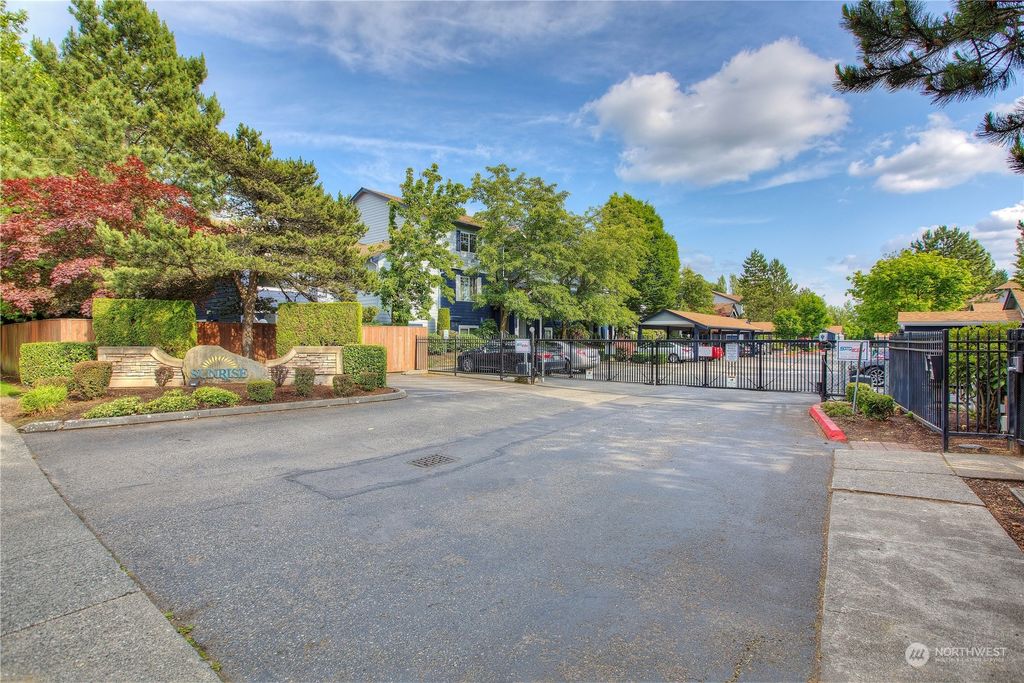 Photo of 10825 SE 200th Street #A206, Kent, WA 98031 (MLS # 2130679)