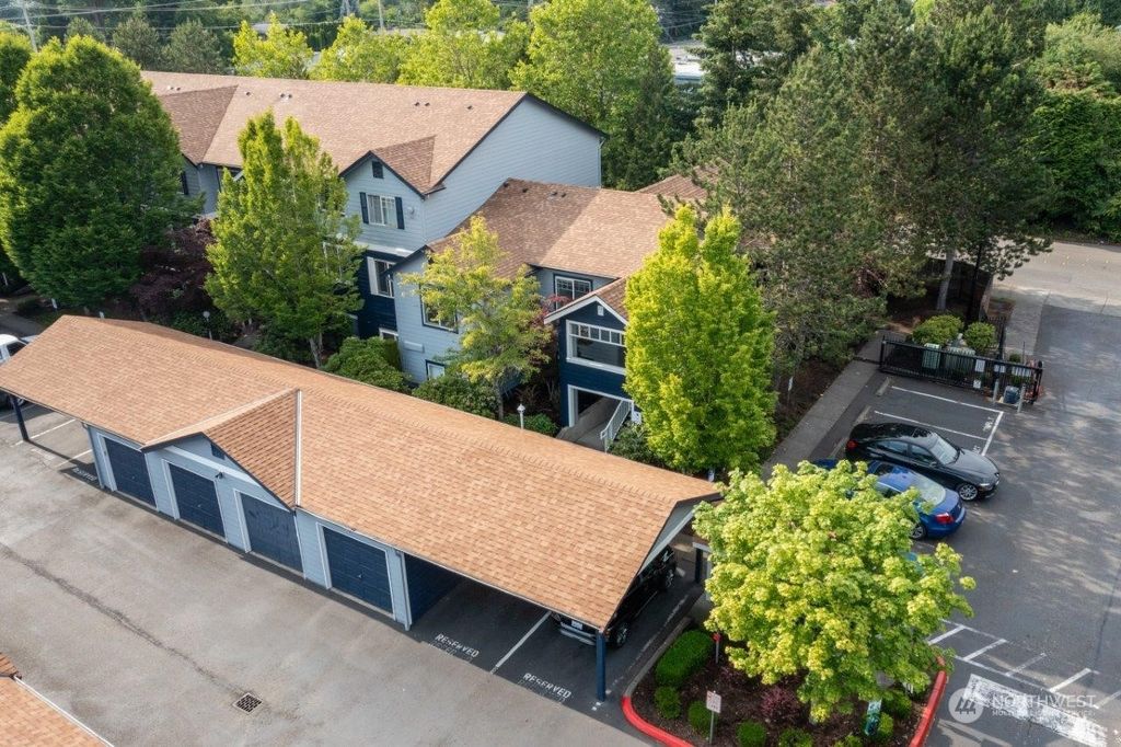 Photo of 10825 SE 200th Street #A206, Kent, WA 98031 (MLS # 2130679)