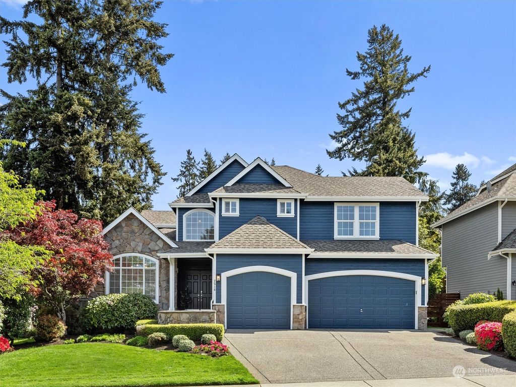Photo of 2516 Monroe Court NE, Renton, WA 98056 (MLS # 2238455)