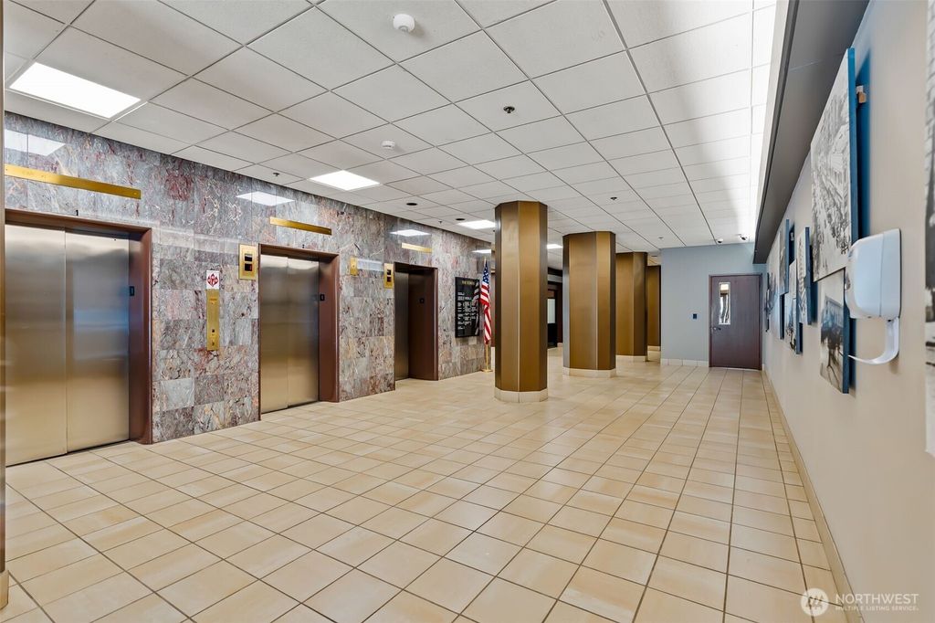 Photo of 402 E Yakima Avenue #1100, Yakima, WA 98901 (MLS # 2515652)