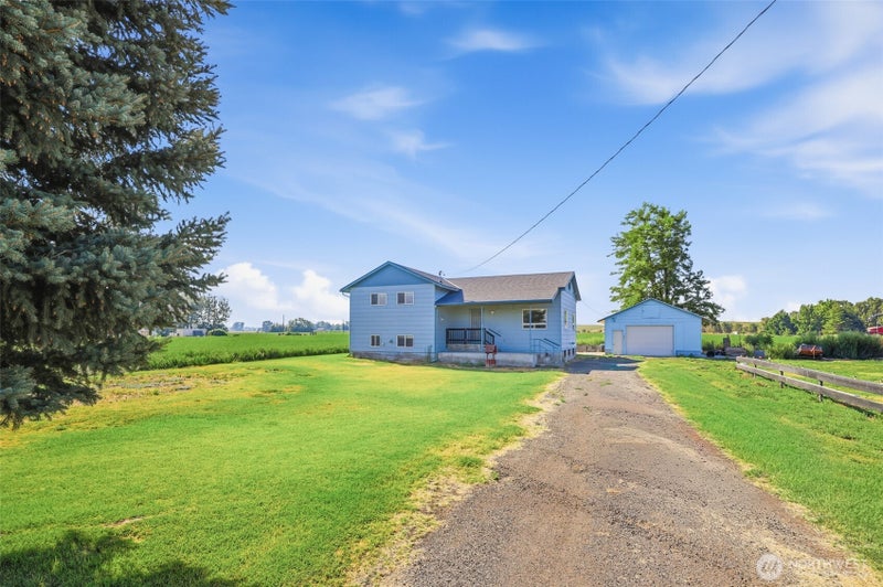 1227 Frog Hollow Road