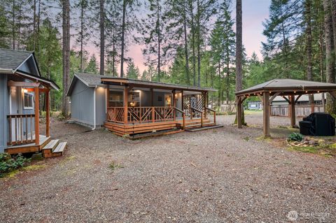 Photo of 21 N Buckhorn Court, Hoodsport, WA 98548 (MLS # 2496045)