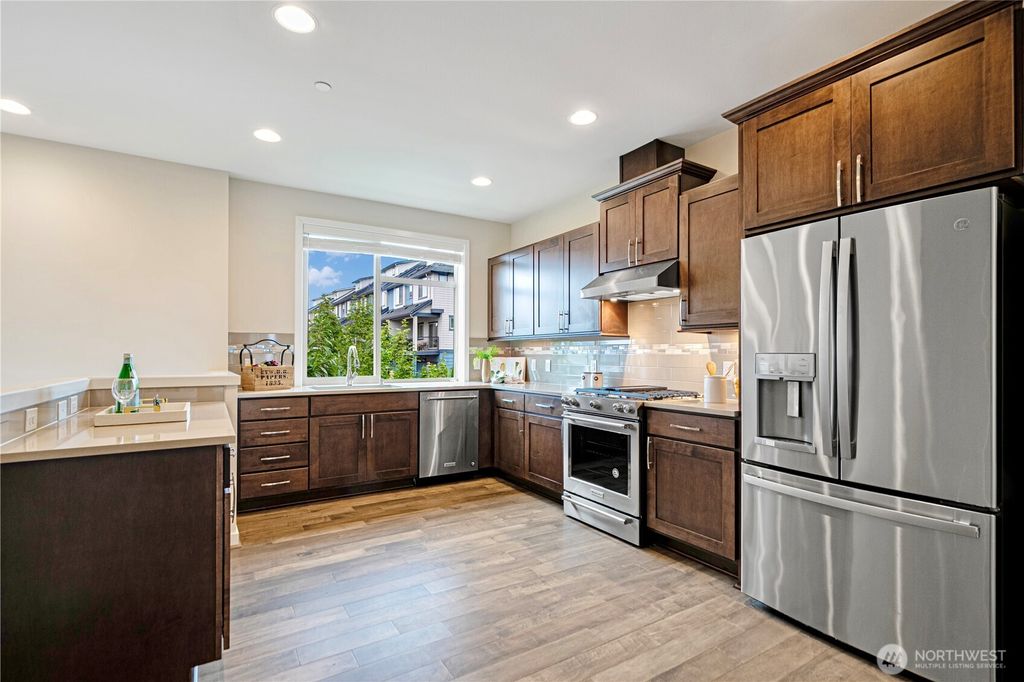 Photo of 561 NE Ellis Drive, Issaquah, WA 98027 (MLS # 2417090)