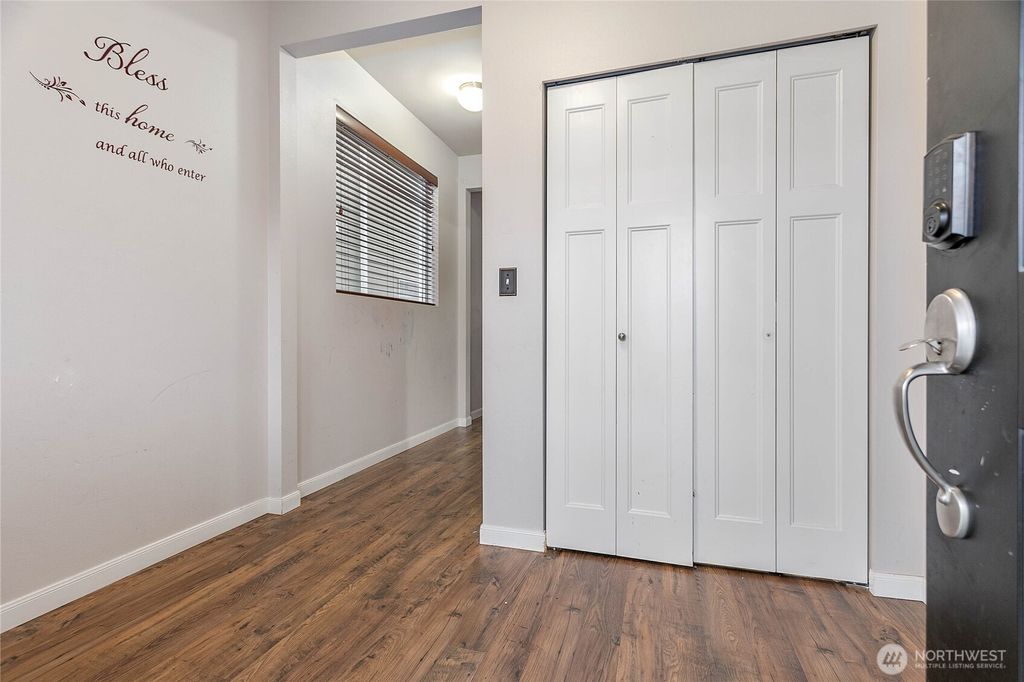 Photo of 716 Brookstone Street, Mount Vernon, WA 98273 (MLS # 2484753)