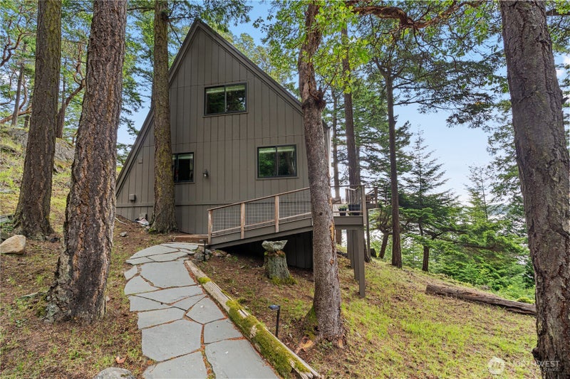 5 Nelson Trail