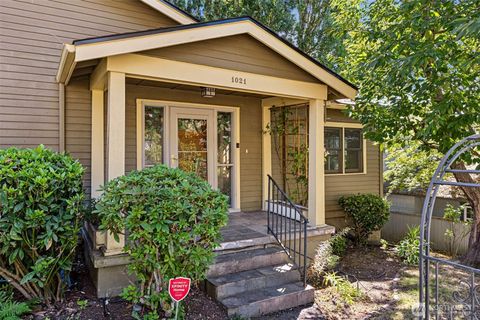 Photo of 1021 Bigelow Avenue NE, Olympia, WA 98506 (MLS # 2421531)