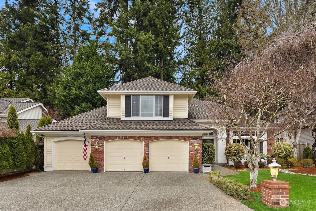 Photo of 1517 166 Place SE, Mill Creek, WA 98012 (MLS # 2209503)