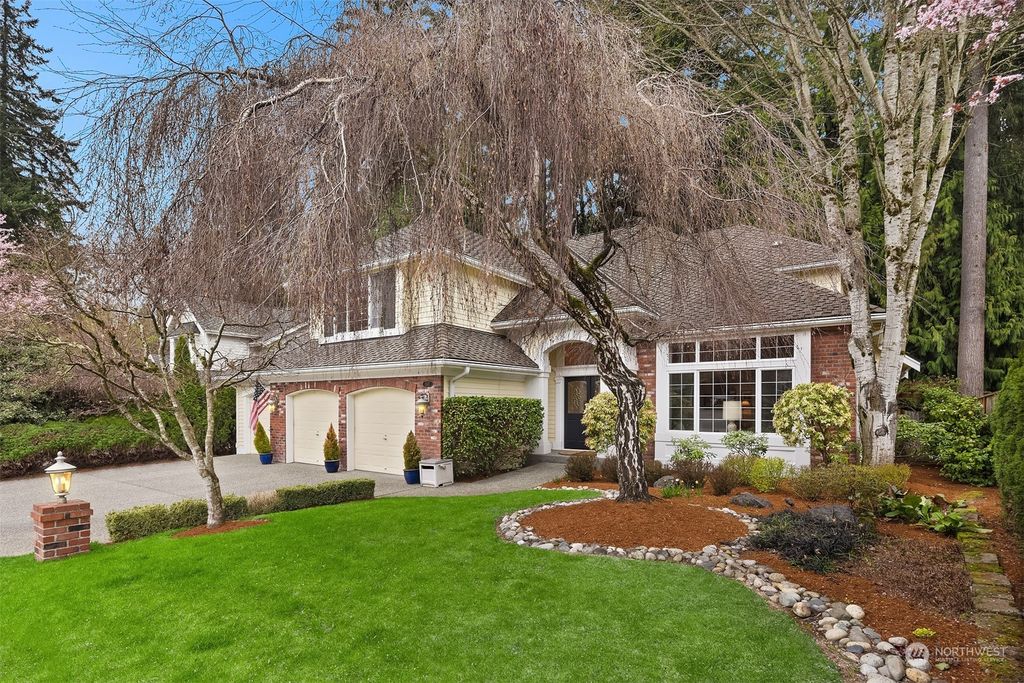 Photo of 1517 166 Place SE, Mill Creek, WA 98012 (MLS # 2209503)