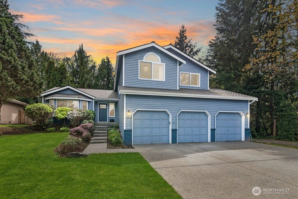 Photo of 11818 Meridian Place SE, Lake Stevens, WA 98258 (MLS # 2500792)