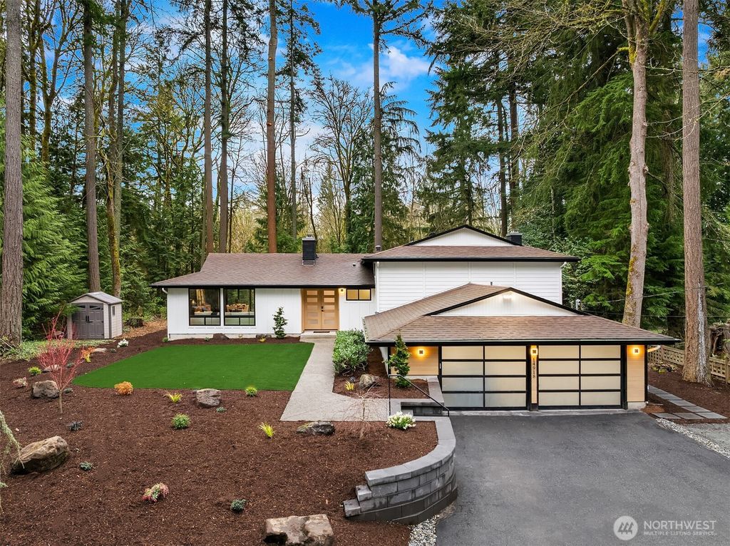 Photo of 14918 NE 204th Street, Woodinville, WA 98072 (MLS # 2346669)