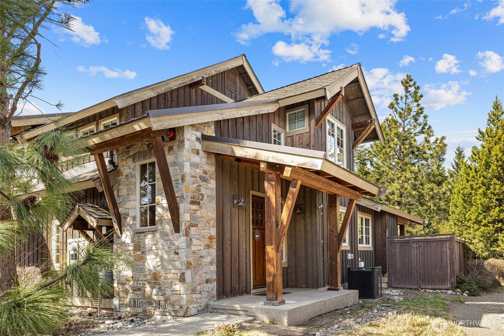 Photo of 403 Sweet Shop Lane, Cle Elum, WA 98922 (MLS # 2496651)