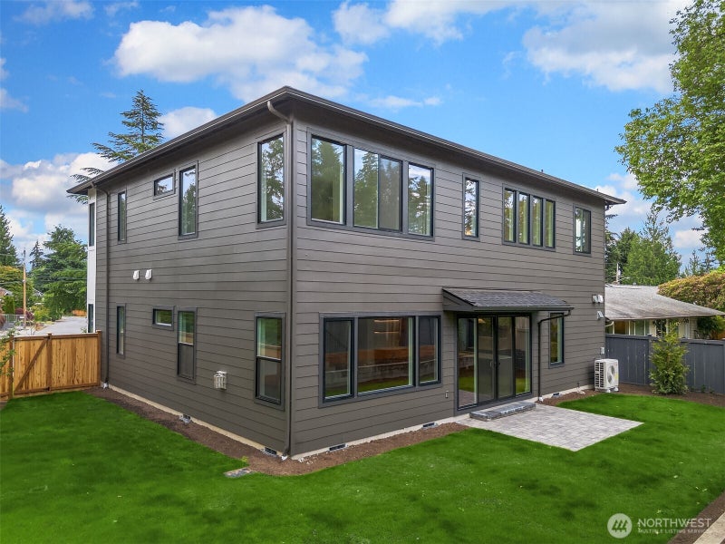 1255 169th Avenue NE