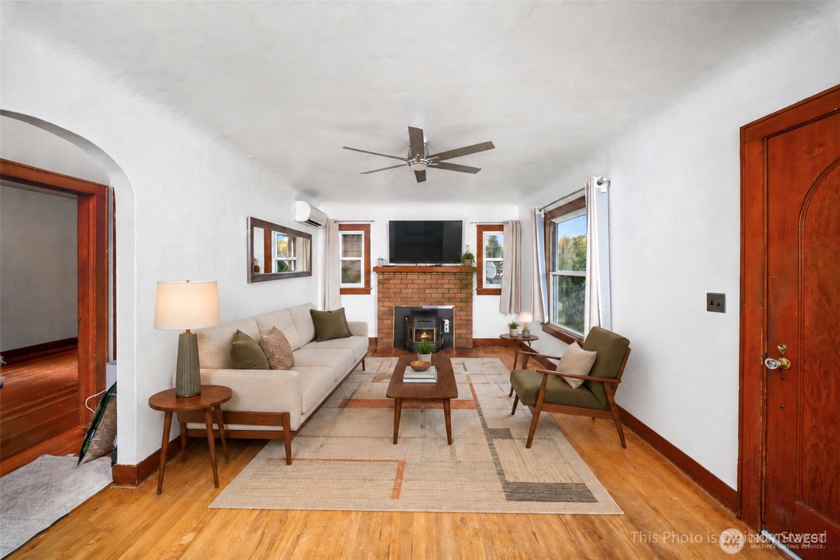 301 NW Benton Avenue
