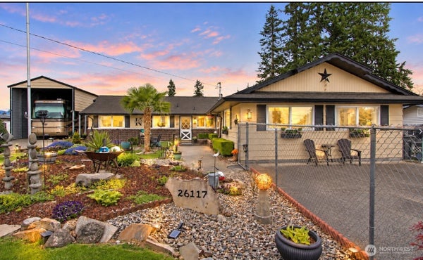 26117 SE 425TH ST, ENUMCLAW, WA 98022 - Image 25722cdeec08b047ce2e2e4e2168d6ea/921537217