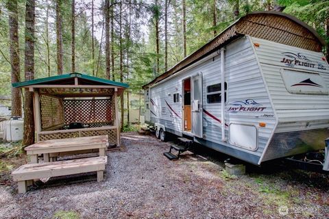 Photo of 61 4 Christmas Tree Circle, Deming, WA 98244 (MLS # 2367381)