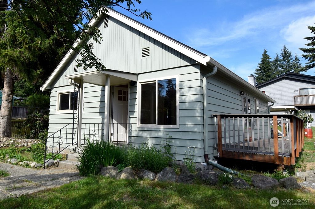 Photo of 2805 NE 133rd Street, Seattle, WA 98125 (MLS # 2458444)