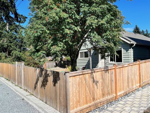 Photo of 2805 NE 133rd Street, Seattle, WA 98125 (MLS # 2458444)