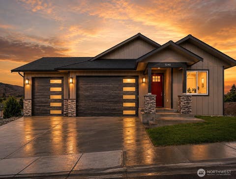 Photo of 3240 NW Brianna Avenue, East Wenatchee, WA 98802 (MLS # 2549371)