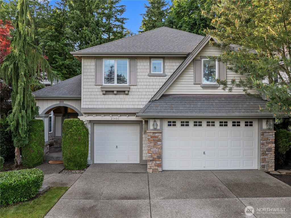 Photo of 27406 SE 8th Place, Sammamish, WA 98075 (MLS # 2388950)