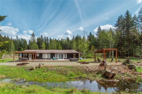 A home in Packwood