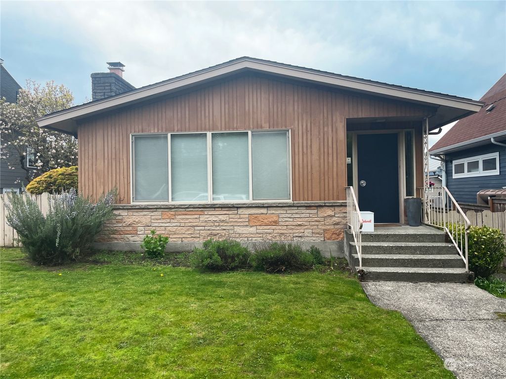 Photo of 1925 4th Avenue W, Seattle, WA 98119 (MLS # 2220598)
