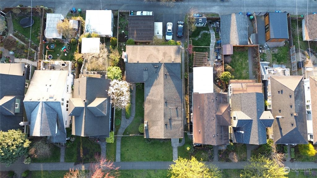 Photo of 1925 4th Avenue W, Seattle, WA 98119 (MLS # 2220598)