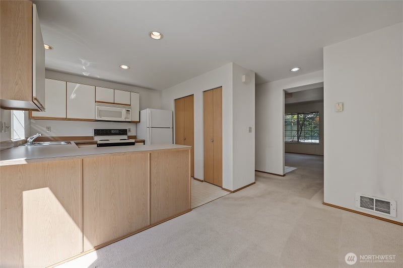 19620 80th Avenue W J