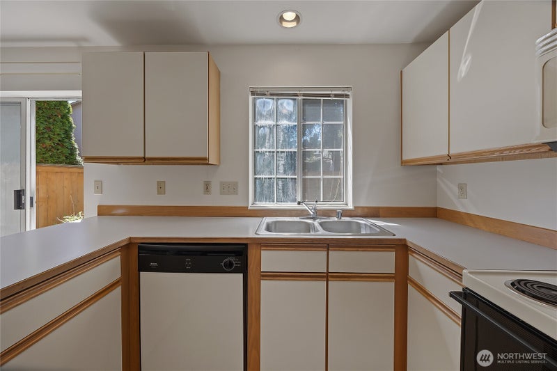 19620 80th Avenue W J