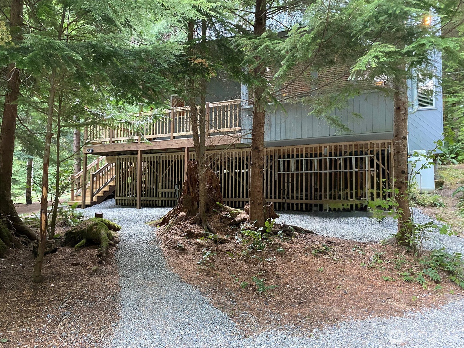 16726 Mountain Side Drive E