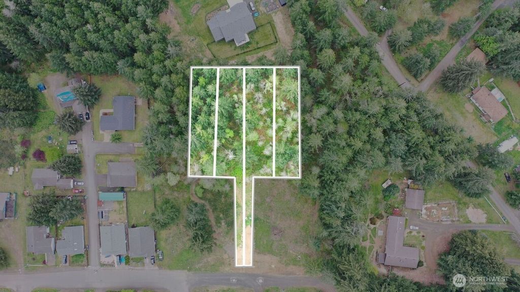 Photo of 4 SP W Wilson Street, Shelton, WA 98584 (MLS # 2514943)