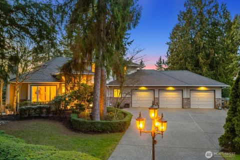 Photo of 22532 88th Avenue W, Edmonds, WA 98026 (MLS # 2484196)