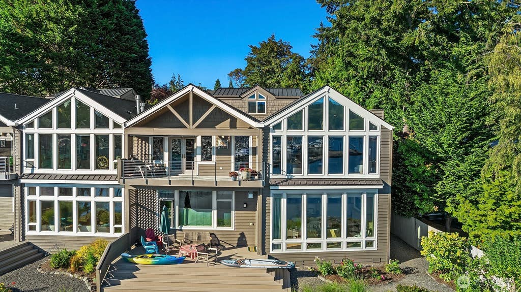 Photo of 267 Shannon Drive SE, Bainbridge Island, WA 98110 (MLS # 2551658)
