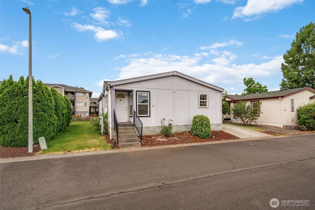 Photo of 1805 NE 94th Street #23, Vancouver, WA 98665 (MLS # 2535454)