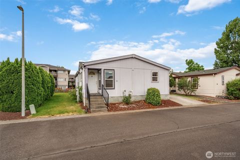 Photo of 1805 NE 94th Street #23, Vancouver, WA 98665 (MLS # 2535454)