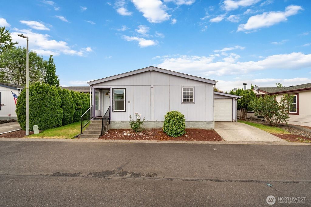 Photo of 1805 NE 94th Street #23, Vancouver, WA 98665 (MLS # 2535454)