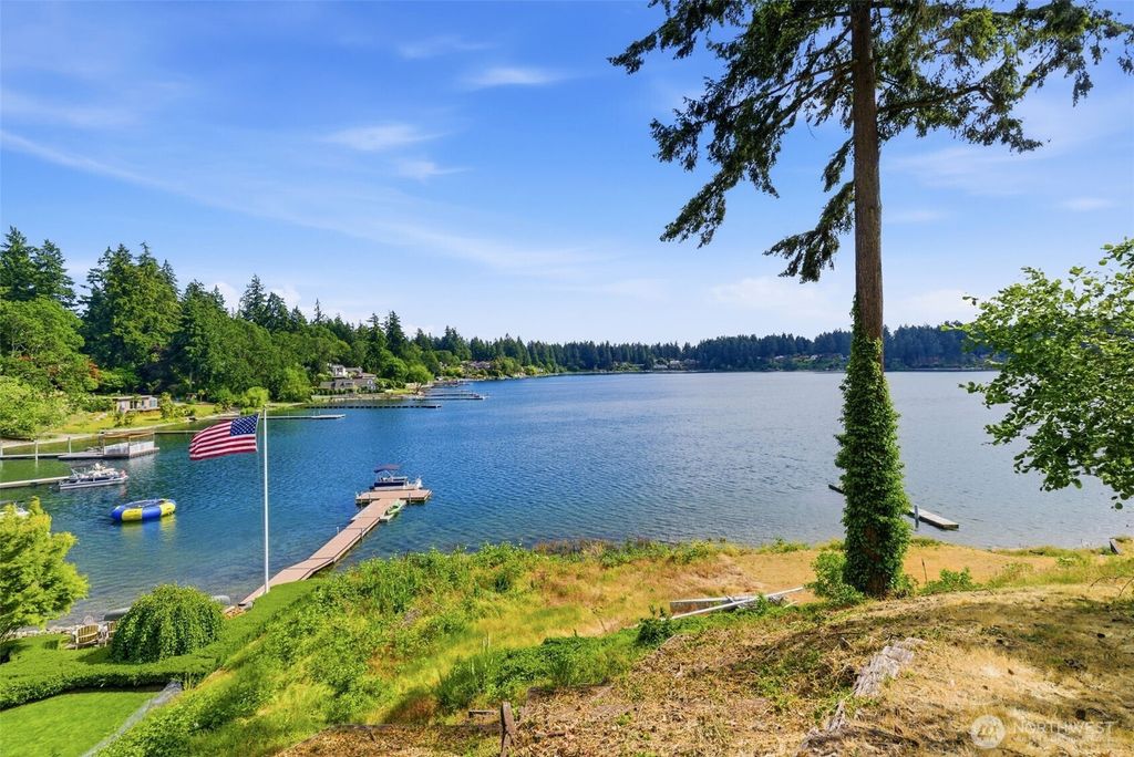 Photo of 11623 Madera Gardens Drive SW, Lakewood, WA 98499 (MLS # 2532737)